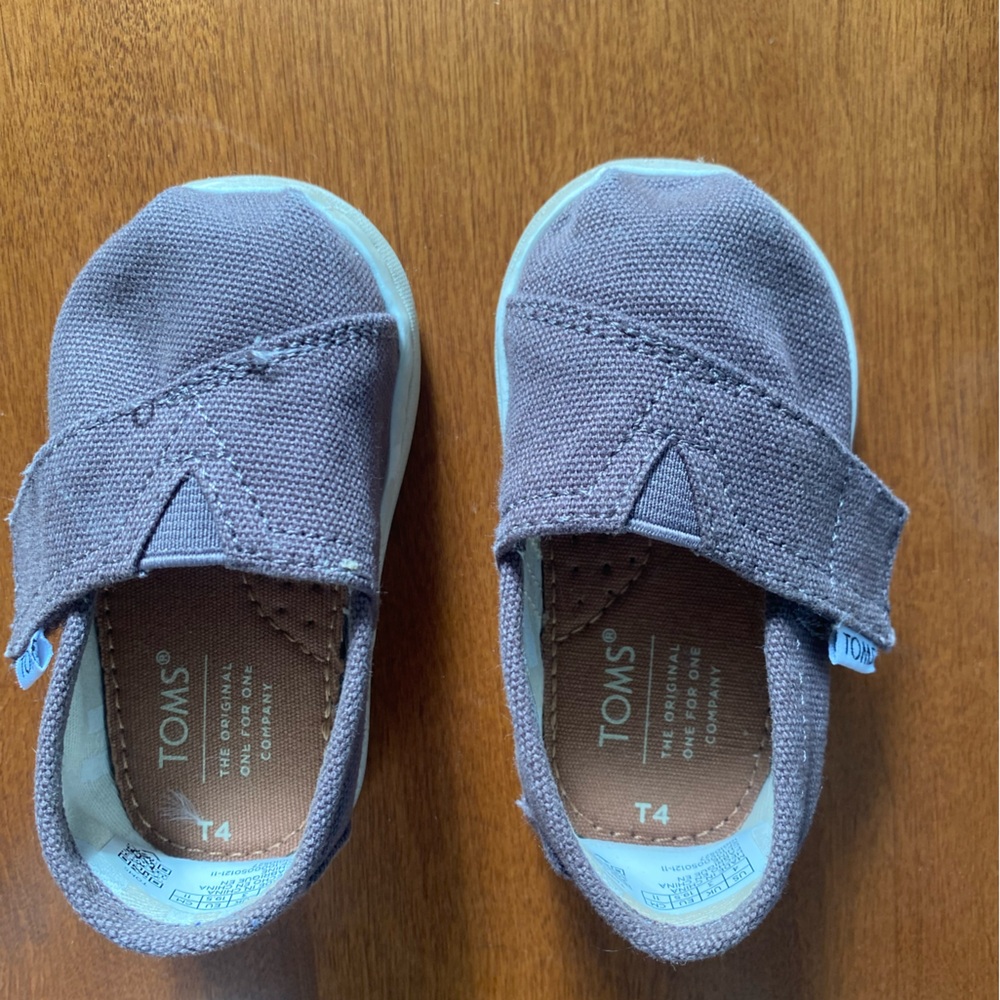 Tom’s Baby Alpargata Sneaker in Ash Canvas, Size: 4T